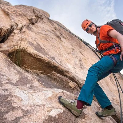 Rappelling Adventure in Joshua Tree National Park (4 Hours)